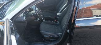 Opel Corsa Bj:02-2021 Elegance 1.2 Full-Led koplampen Digitale cockpit Climatecontrol CruiseControl Stoelverwarming stuurwiel met verwarming Apple CarPlay MirrorLink Achteruitrijcamera Lichtautomaat Drivelane assistent regensensor led mistlampen Parkeersensoren Blin picture 24