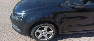 Volkswagen Polo 1.4-TDI Climatecontrol Stoelverwarming Regensensor Frontbrake assist Radio Touchscreen Display usb Elektrische ramen Elektrische-spiegels met verwarming Centrale vergrendeling met afstandsbediening Start-Stop systeem abs esp metallic lak picture 10