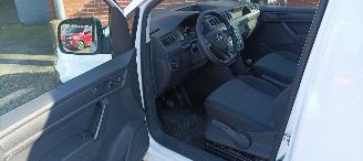 Volkswagen Caddy facelift 2.0-TDI Airconditioning Elektrische ramen Elektrische-spiegels met verwarming Centrale vergrendeling met afstandsbediening Start-Stop systeem achteruitkijk spiegel Tussenwand met glas abs esp Start-Stop systeem 16-inch Vw velgen picture 15