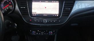 Opel Crossland Innovation 1.2-Turbo Automatik Full-Led Navi Dab Onstar AppleCarPlay Wifi Stoelverwarming stuurwiel verwarming Voorruit Verwarming Climatecontrol CruiseControl Leren-bekleding Armsteun 4xelek ramen Elektrische-spiegels Chrome Design Dimmende binnenspiegel picture 23