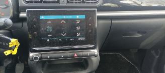 Citroën C3 Shine Bj:10-2018 1.5-HDI 102pk Euro-6  Climatecontrol 1e Eigenaar CruiseControl Stoelverwarming Lichtautomaat Regensensor Drivelane assistent Automatisch dimmende binnenspiegel 4xElektrische ramen Elektrische-spiegels met parkeerstand Parkeersensoren acht picture 20