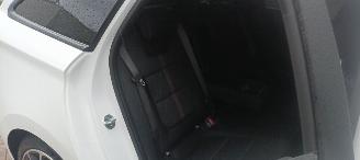 Hyundai I-30 N-line 1.5-Turbo MHEV 160pk Full-Led Navi Digitale cockpit Climatecontrol CruiseControl Stoelverwarming stuurwiel met verwarming Achteruitrijcamera Lichtautomaat Regensensor Drivelane assistent Led achterlichten picture 28