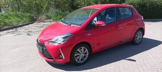 Toyota Yaris Bj:07-2017 Facelift 1.5-Hybrid Climatecontrol Regensensor Multicolor display Achteruitrijcamera Mistlampen Toyota Lichtmetalen velgen 1e Eigenaar! picture 9
