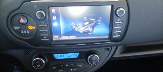 Toyota Yaris Bj:07-2017 Facelift 1.5-Hybrid Climatecontrol Regensensor Multicolor display Achteruitrijcamera Mistlampen Toyota Lichtmetalen velgen 1e Eigenaar! picture 27