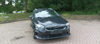 Kia Ceed 1.6-CRDI 136pk Ceed Sportswagon Spirit Navi JBL-sound systeem Camera Leder Sportstoelen Memory Full-Led koplampen Led achterlichten Elektrische achterklep Keyless-entry Climatecontrol CruiseControl 4xStoelverwarming Blindspot Automatisch inparkeren chrome picture 12