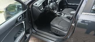 Kia Ceed 1.6-CRDI 136pk Ceed Sportswagon Spirit Navi JBL-sound systeem Camera Leder Sportstoelen Memory Full-Led koplampen Led achterlichten Elektrische achterklep Keyless-entry Climatecontrol CruiseControl 4xStoelverwarming Blindspot Automatisch inparkeren chrome picture 17