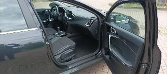 Kia Ceed 1.6-CRDI 136pk Ceed Sportswagon Spirit Navi JBL-sound systeem Camera Leder Sportstoelen Memory Full-Led koplampen Led achterlichten Elektrische achterklep Keyless-entry Climatecontrol CruiseControl 4xStoelverwarming Blindspot Automatisch inparkeren chrome picture 26