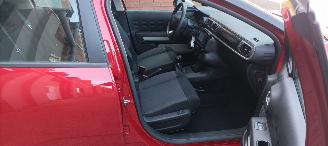 Citroën C3 1.2-12v Airco Stoelverwarming Lichtautomaat cruisecontrol Dab Radio elektrische buitenspiegels met verwarming Centrale vergrendeling met afstandsbediening Start-Stop systeem 16-inch velgen picture 16