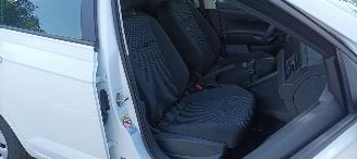 Volkswagen Polo 1.0-Benzine Digitale cockpit Led-Koplampen Led-Achterlichten Stoelverwarming CruiseControl Lichtautomaat 4xelektriche ramen Elektrische-spiegels met verwarming picture 27