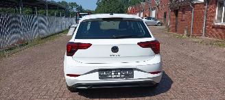 Volkswagen Polo 1.0-Benzine Digitale cockpit Led-Koplampen Led-Achterlichten Stoelverwarming CruiseControl Lichtautomaat 4xelektriche ramen Elektrische-spiegels met verwarming picture 6