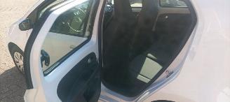 Volkswagen Up! Bj:09-2021 Move Uitvoering 1.0mpi Airconditioning Led verlichting Dab Radio Achteruitrijcamera Cruisecontrol Bordcomputer Drivelane assistent Start-Stop systeem Parkeersensoren achter picture 13