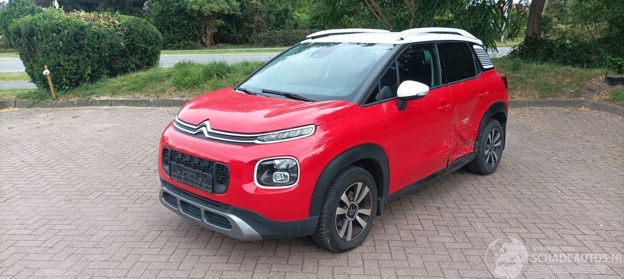 Citroën C3 Aircross 1.2-Turbo 110pk Automaat Navi Led Climatecontrol CruiseControl Stoelverwarming Lichtautomaat Privacyglas Regensensor Blindspot systeem  automatische dimmende binnenspiegel Parkeersensoren Trekhaak