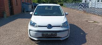 Volkswagen Up! 1.0-mpi 65pk Airconditioning Led verlichting Dab Audio Start-Stop Cruisecontrol Drivelane assistent navi-houder picture 11