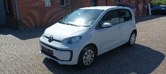 Volkswagen Up! 1.0-mpi 65pk Airconditioning Led verlichting Dab Audio Start-Stop Cruisecontrol Drivelane assistent navi-houder 2021/9
