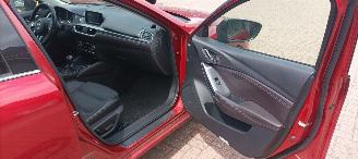 Mazda 6 4x4  Automatik Navi Led koplampen led achterlichten Headup Leren Sportstoelen Memory keyless Entry Blindspot Drivelane cruisecontrol met radar Stoelverwarming Lichtautomaat Regensensor Bose Soundsystem 19-inch velgen trekhaak picture 25