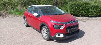 skadebil auto Citroën C3 1.2-benzine Led-Koplampen Led-dagrijverlichting Airconditioning Stoelverwarming cruisecontrol Dab Radio elektrische buitenspiegels met verwarming Elektrische ramen centrale vergrendeling met afstandsbediening Start-Stop systeem Drivelane assistent mistlam 2022/11