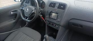 Volkswagen Polo TDI DPF Euro6 Bluemotion Climatecontrol Leder stuurwiel Regensensor StartStop LC9X DeepBlackMagicPearl 18-inch TecWheels picture 12