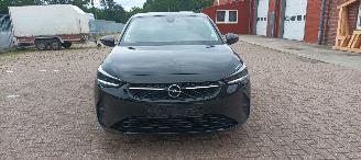 Auto incidentate Opel Corsa bj: 7-2020 1.2 Climatecontrol CruiseControl Stoelverwarming Lichtautomaat Privacyglas Led-Koplampen Led-Achterlichten stuurwiel met verwarming 2020/7