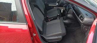 Citroën C3 Bj 11-2022 1.2 Led koplampen led dagrijverlichting Airconditioning Stoelverwarming cruisecontrol Dab Radio picture 19