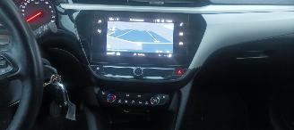 Opel Corsa 1.2-12v Navi Full-Led koplampen Cruisecontrol Achteruitrijcamera Drivelane assistent Stoelverwarming stuurwiel met verwarming Privacy glas Regensensor Automatisch dimmende binnenspiegel Parkeersensoren Elektrische buiten spiegels met verwarming 16-inch Sp picture 27