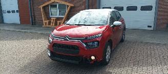 Citroën C3 1.2-12v Edition you! Full-Led koplampen Led Dagrijverlichting Airco Stoelverwarming Cruisecontrol Drivelane assistent Getinte ruiten Mistlampen Dab Radio picture 8