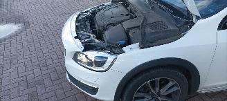 Volvo V-60 Cross-Country 2.4-Automaat 190pk 4x4 Navigatie Xenon Leder Climatecontrol CruiseControl Stoelverwarming Lichtautomaat cruisecontrol Privacyglas Led Dagrijverlichting Led achterlichten  Trekhaak picture 16