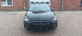 Damaged car Opel Corsa Bj:07-2020 1.2 Navigatie Full-Led koplampen Cruisecontrol Stoelverwarming stuurwiel met verwarming Lichtautomaat Regensensor Automatische dimmende binnenspiegel Parkeersensoren Achteruitrijcamera privacy glas 2020/12