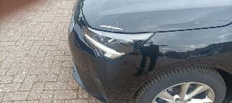 Opel Corsa Bj:07-2020 1.2 Navigatie Full-Led koplampen Cruisecontrol Stoelverwarming stuurwiel met verwarming Lichtautomaat Regensensor Automatische dimmende binnenspiegel Parkeersensoren Achteruitrijcamera privacy glas picture 14