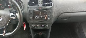 Volkswagen Polo Bj:03-2016 1.4-TDI euro6 Climatecontrol Stoelverwarming Regensensor leren stuurwiel mistlampen Metallic Lak Elektrische ramen Elektrische-spiegels met verwarming Centrale vergrendeling met afstandsbediening Start-Stop systeem Frontassistent picture 17