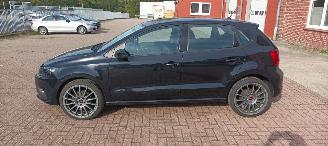 Volkswagen Polo Bj:03-2016 1.4-TDI euro6 Climatecontrol Stoelverwarming Regensensor leren stuurwiel mistlampen Metallic Lak Elektrische ramen Elektrische-spiegels met verwarming Centrale vergrendeling met afstandsbediening Start-Stop systeem Frontassistent picture 8