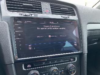 Volkswagen Golf e-Golf  -NAVI-PDC picture 27