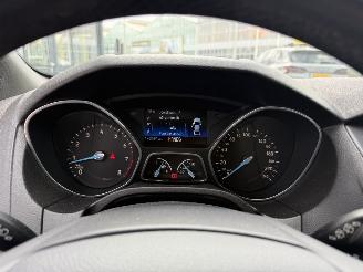 Ford Focus 1.5 TITANIUM- ST LINE  -AUTOMAAT-NAVI-PDC picture 16