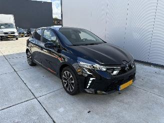 Vaurioauto  passenger cars Mitsubishi Colt 1.0T MT Intense-NAVI-PDC 2023/12