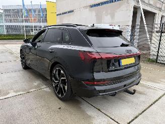 Audi E-tron 50 Quatro  S-edition 71 kWh -PANO-NAVI-LEDER-CAMERA-VASTE PRIJS !! picture 4