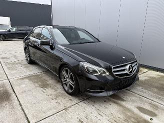 Coche accidentado Mercedes E-klasse 220 d BleuTEC-AUTOMAAT-SCHUIFDAK-LEDER-NAVI 2017/3