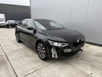 krockskadad bil auto Renault Talisman 1.6 TCe Intense -AUTOMAAT-200 PK -NAVI-PDC-CAMERA 2016/9