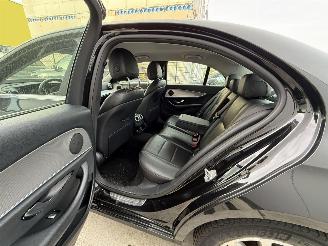 Mercedes E-klasse E200D 150PK - 122000km - NAVI - CAMERA - HUD picture 9