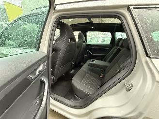 Skoda Karoq 1.5 TSI AUTOMAAT Sportline -PANO-NAVI-CAMERA picture 9