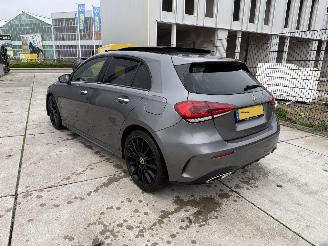 Mercedes A-klasse A180 PREMIUM PLUS AMG PANO - SFEER picture 4