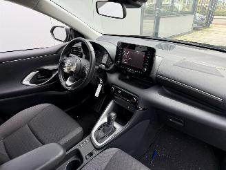 Toyota Yaris 1.5 HYBRID 141 PK-CAMERA-NAVI-PDC picture 6