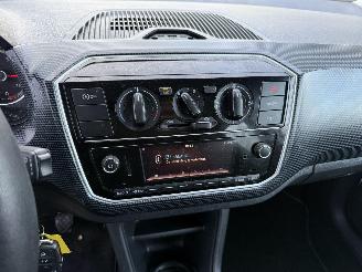 Volkswagen Up! 1.0 AIRCO - LED picture 17