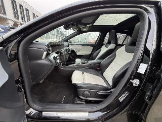 Mercedes A-klasse 220 Premium Plus AMG-PANO-NAVI-PDC picture 9