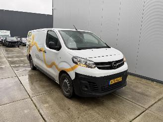 Auto incidentate Opel Vivaro VIVARO-E  136 PK L3H1 EDITION NAVI-PDC 2023/1