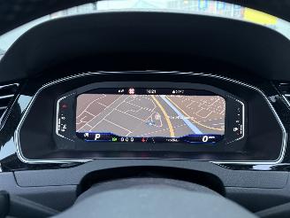 Volkswagen Passat 2.0 TDI R-Line Business+ AUTOMAAT-PANO-NAVI-CAMERA-PDC picture 18