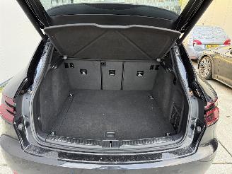 Porsche Macan 3.0 GTS 360PK - PANO - LED - NAVI - LUCHTVERING picture 10