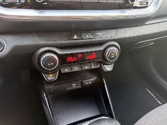 Kia Stonic 1.0 T-GDI MHEV DynamicPlusLIne -AUTOMAAT-NAVI-CAMERA-PDC picture 19