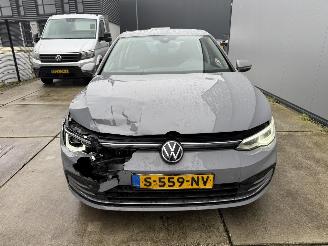 Volkswagen Golf 1.4 eHybrid PHEV STYLE 204PK - NAVI - IQ LIGHT - PDC picture 13