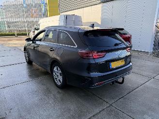 Kia Ceed 1.0 T-GDi MHEV DYNAMICPLUS LINE-AUTOMAAT-NAVI-CAMERA-PDC picture 4