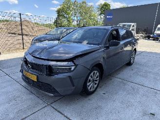  Opel Astra 1.2 Turbo Edition NAVI-PDC-CAMERA 2024/12