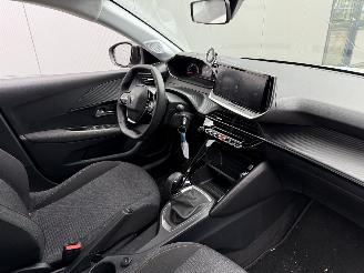 Peugeot 208 1.2 PureTech 75 Style -AIRCO-PDC picture 6